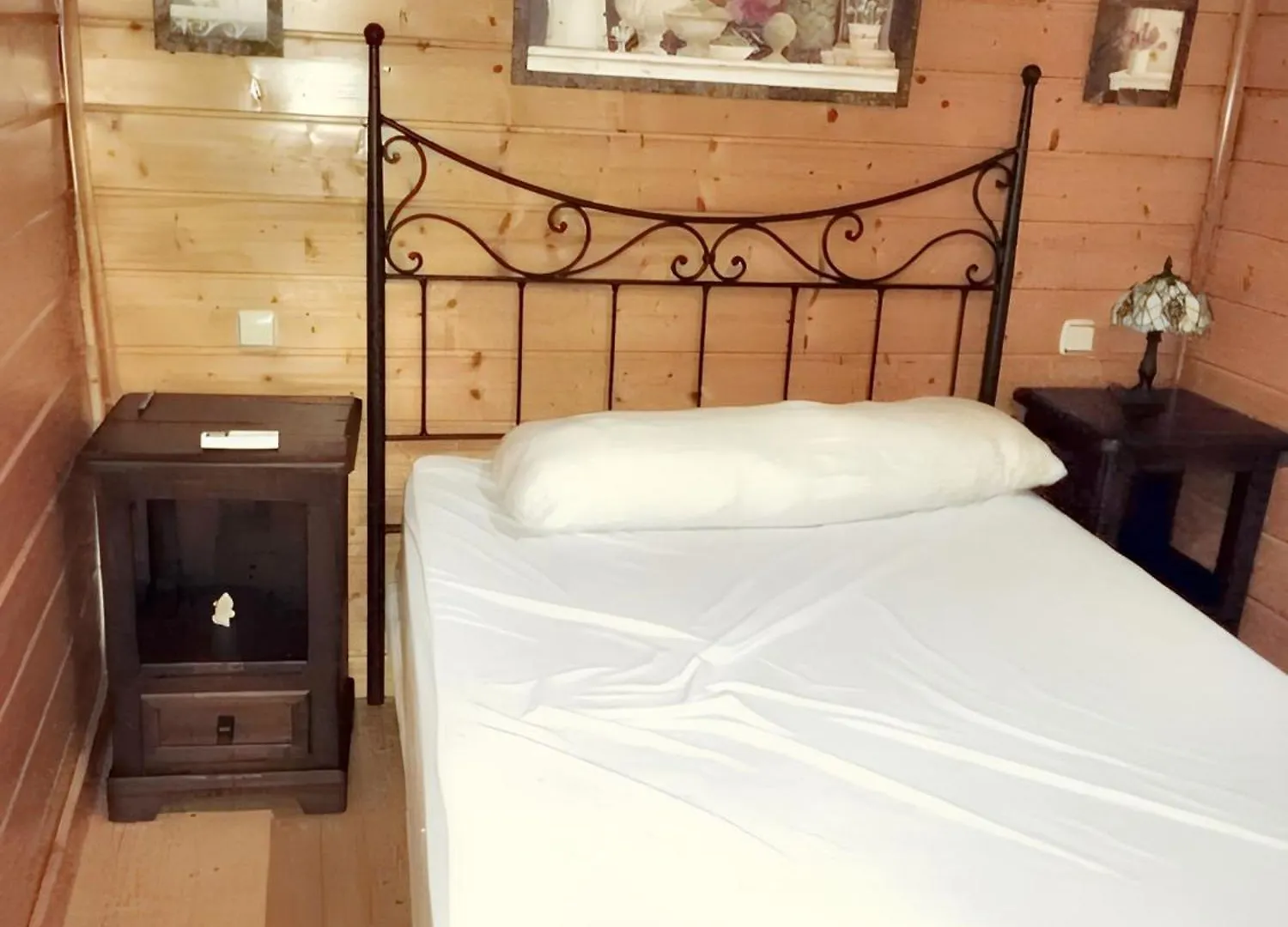 Spacious Villa With Pool In Coin: 300 M² Mountain View Coin