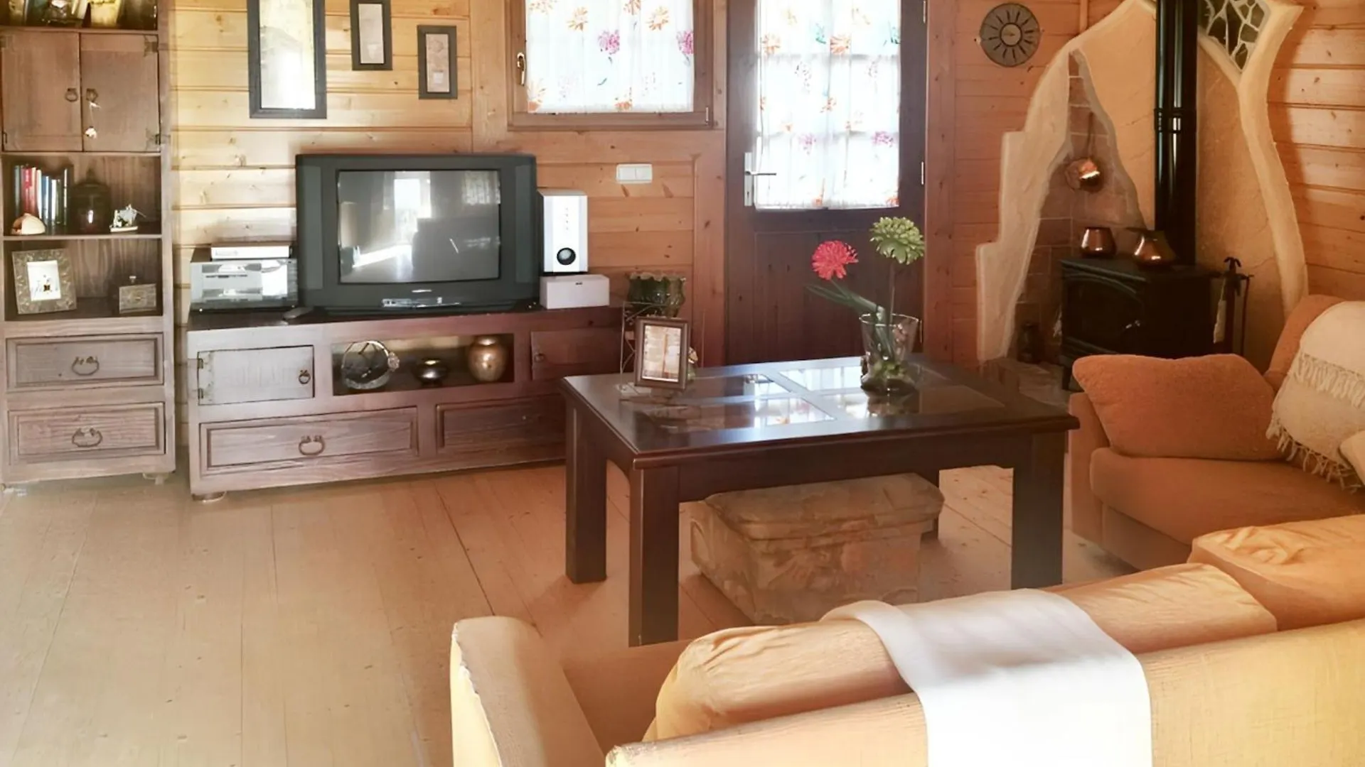 Spacious Villa With Pool In Coin: 300 M² Mountain View Spain